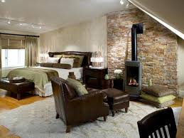 Colors that are very different, like dark green and cream, can look opt for black and white prints for a modern, stylish look. Cream And Stone Wall Rustic Bedroom Interiors With White Carpet On The Wooden Floor Can Add The Elegant Touch Inside Modern House Design Ideas Helda Site Furnitures Home Design
