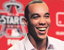 GM begins careful Cruze launch