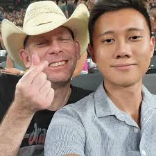 Corey Lange's Instagram, Twitter & Facebook