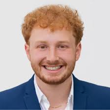 Proud to have been a finalist in the first-ever Whitman Undergraduate Real  Estate Case Competition at Syracuse, alongside Matthew Zaretzky, Tristan  Benzaquen, Brett Robinson, and Grant Swirnow!