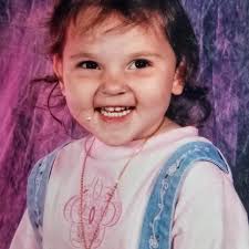 Can anyone recommend a good gradual tan that doesn't transfer & make you  smell like tan. This is for the big day Iv currently tried dove but it  stinks & bondi sans