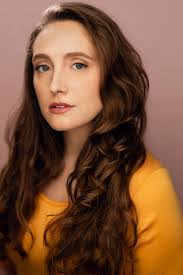 Erin Harwood's Instagram, Twitter & Facebook