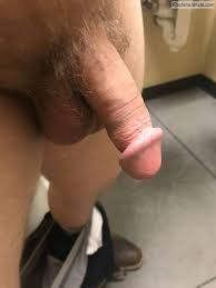 Arousing Dick Flash - Cleaner Witnesses a Bold Exhibition of Cock