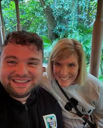 Jacob Larson Band (@jacoblarsonband) • Instagram photos and videos