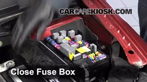 Блок предохранителей и реле dodge caravan и grand caravan, chrysler voyager, grand voyager и town & country (2003, 2004, 2005, 2006, 2007). Interior Fuse Box Location 2008 2016 Chrysler Town And Country 2013 Chrysler Town And Country Touring 3 6l V6 Flexfuel