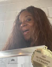 Queen Elizabeth Obituary (1926