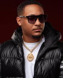 D R E W E L C A S A N O V A (@drewelcasanova) · Instagram 照片和视频