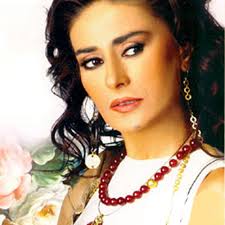 2021 yılında da farklı ve hayalleri süsleyen modelleri üretilmeye devam ediyor, her bayanın gözlerini kendisinde bırakarak ilgi görüyor. Stream Yildiz Tilbe Ama Evlisin Ugur Sahin Remix By Ugursahin Listen Online For Free On Soundcloud