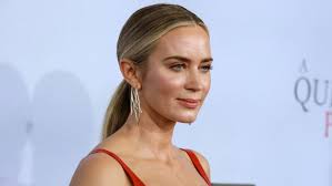 Emily Blunt To Play Groundbreaking Detective Kate Warne In A Film Produced  By Dwayne Johnson
