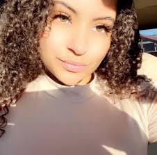 Keiana Henry Washington state apartment of correction 445910 Go hit my girl  up! She is in till February.