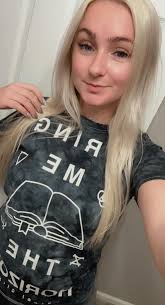 How Tommy been in Chicago so long and still got New York tags 😆