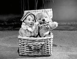 Time To Go Home Time To Go Home Andy Is Waving Goodbye Goodbye Andy Pandy And Teddy Looby Loo Was My Childhood Memories Childhood Memories Childhood Days