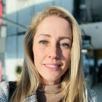 Kristen Mccloskey's Instagram, Twitter & Facebook