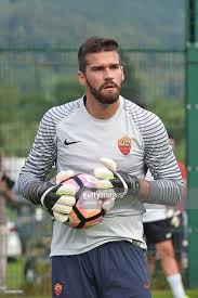 Alısson kulüp tarihinde ilki başardı. Alisson Becker Alisson Alisson Goleiro Selecao Brasileira