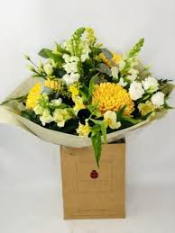 Gorgeous Topaz Bouquet Of Flowers For November Birthday Featuring Birth Flower Of The Month For Novem In 2020 Birthday Flowers Birthday Flowers Bouquet Birth Flowers