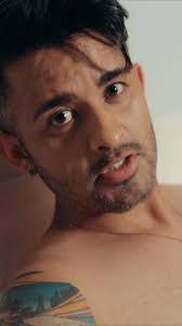 Raul Interiano's Instagram, Twitter & Facebook