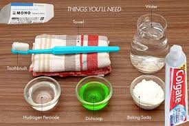 Repeat with the other shoe. How To Clean White Vans Like A Pro Fastest And Easiest Way Cleaning White Vans White Vans White Leather Vans