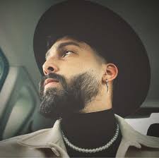 Abraham Valdes's Instagram, Twitter & Facebook