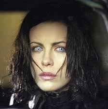 Which would you rather be?! A vampire or a werewolf and why? I'd much  rather be a vampire i deff do not want to turn once a month lol