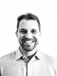 Tara Tompkins's Instagram, Twitter & Facebook