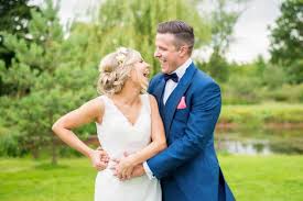 We did not find results for: Wootton Park Wedding Photographer Shares This Beautiful Outdoor Wedding