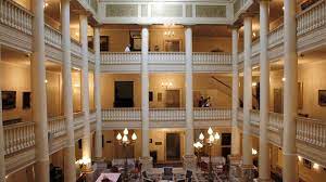 Wer auch zwischendurch mal auf wolke 7 schweben und die zeit zu zweit zelebrieren möchte, findet bei den precise hotels & resorts die perfekte einsamkeit für die zweisamkeit, die augen zum leuchten und die herzen zum glühen bringt. Nos47w1oeb853m