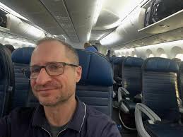 Heading to Dayton! Ian Parker will be playing the Emperor Piano Concerto  with the @daytonphilharmonic this weekend. Looking forward to being at the  concerts @schmidtartistsintl