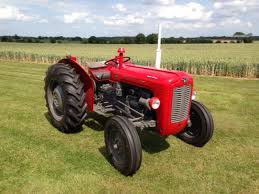 Gear type transmission with dry disc clutch and 6 forward and 2 reverse gears or partial power shift. Massey Ferguson 35 Wikipedia