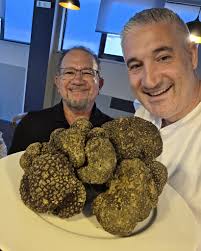 Huge Italian Summer Truffles from Abruzzo 📍Join our Truffle Lunch in Italy  -> https://www.vincenzosplate.com/italian-tour/