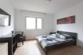 Die bebaubarkeit des areals wird in dem integrierten teilräumlichen konzept des. 2 Zimmer Wohnungen Mieten In Frankfurt Am Main Housinganywhere
