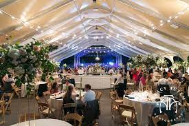 14 Unique Wedding Venues In Fort Worth Tx See Prices Fort Worth Zoo Zoo Wedding Unique Wedding Venues
