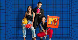Sólo debes ir a miaw.mtvla.com, entrar en la parte que dice 'vota', seleccionar la categoría en la que tienes hasta el 7 de julio para votar y es hasta el 13 de julio, el día de la premiación, que conoceremos a los ganadores en el show transmitido en méxico. Premios Mtv Miaw 2019 Lista Completa De Ganadores