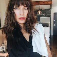 Where Nyc Cool Girls Get Their Hair Done A Complete Guide Best Hair Salon Nyc Hair Salon Cool Hairstyles