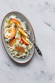 sommerlicher fenchel pfirsich salat mit buffelmozzarella feed me up before you go go salat mit rezepte rezepte mit fenchel