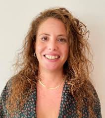 Roberta Ciccarelli, Psicoterapeuta ad orientamento Sistemico-Relazionale