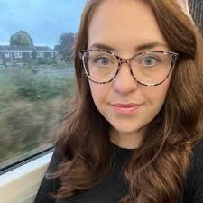 I've officalky gone back into education for the first time in over a  decade. The career change into primary education starts here! You are never  too old to learn.