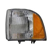 TYC® 18-3078-01 - Driver Side Replacement Turn Signal/Corner Light (Value  Line)