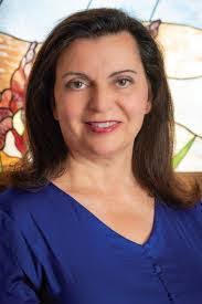 Sandra Fouts's Instagram, Twitter & Facebook