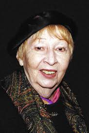 Jest najstarszą córką urzędników, marii z domu niegowskiej i eugeniusza wittczaków. Irena Kwiatkowska Wikipedia Wolna Encyklopedia