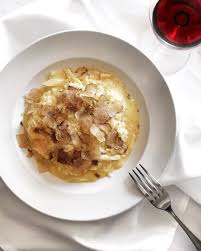 Momma Always Said To Be Rice And Stay Out Of Truffle But I Don T Listen Truffle Always Finds Me Risotto Con Asparagi E Tartufo Bian Truffles Food Easy Meals