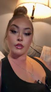 Kaylee Bennett (@kayleebennett)