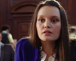 The kissing booth film series, already having released two films, announced that fans would be getting another film soon after the second film. Who Plays Omg Girl Mia In The Kissing Booth 2 Jessica Sutton Netflix S The Popbuzz