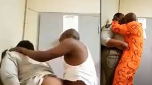 An officer in charge of prisoners in a jail | meaning, pronunciation, translations and examples. Zfldetppiw I5m