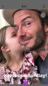 Kisses of Harper And daddy