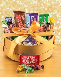 Birthday Gift Ideas For Best Friend Female South Africa Order Christmas Gifts Online Http Www Netflorist Co Za Occasion South Africa Christmas Online Christmas Gifts Christmas Gifts Chocolate Gifts