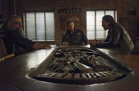 Sons Of Anarchy A Mother S Work Photos It All Ends At The Jury Table Sons Of Anarchy Finale Sons Of Anarchy Sons Of Anarchy Samcro