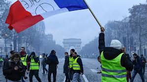 Le conseil supérieur de l'audiovisuel (csa) a décidé d'ajouter son grain de sel à la montée en tension autour de la journée de demain, en publiant un communiqué qui «en appelle à la responsabilité, lourde et complexe, des médias audiovisuels». Pourquoi Les Gilets Jaunes Veulent Un Referendum D Initiative Citoyenne Public Senat