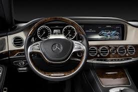 Novoe Pokolenie Mercedes S Class W222 Http Oldbenz Ru Mercedes Benz S Class W222 Korol Umer Da Zdravstvuet K Mercedes S Class Mercedes Benz S550 Benz S Class