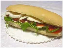 Allergen info contains milk and its derivatives. Panino Rucola Mozzarella