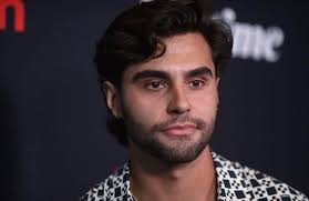 CHRIS ANGELIS (@chris.angelis) · Instagram photos and videos